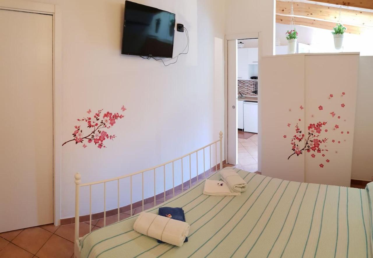 Maison De Marina B&B Piano di Follo Екстериор снимка